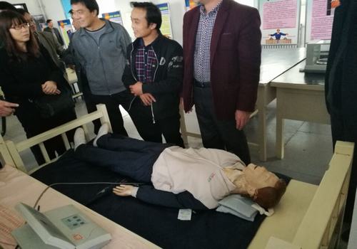 設備租賃中心統籌安排特殊作業人員培訓保安全