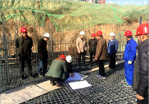 大秦置業公司：藍山水岸項目施工淡季建設忙