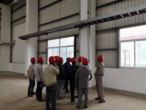 銅煤公司承建的年產30萬噸鋁鎂合金項目氧化鋁1#倉庫順利通過預驗收