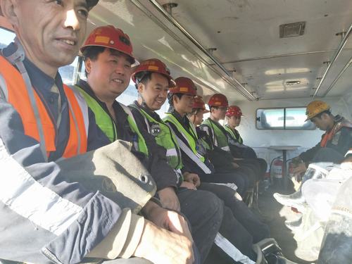 陜煤建設：“安全小馬甲” 提高辨識保安全