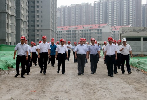 五十個堅實的腳步