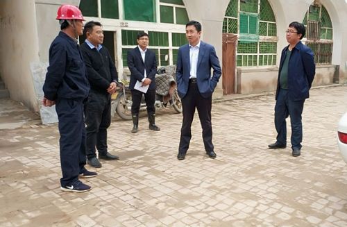 陜煤集團總經理助理、榆林合力集團董事長范京道一行蒞臨陜煤建設天工公司承建的清澗北國棗業紅棗深加工項目視察指導工作