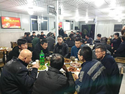 陜煤建設(shè)洗選煤運營公司紅柳林洗煤廠： 讓職工吃在嘴里 暖在心里