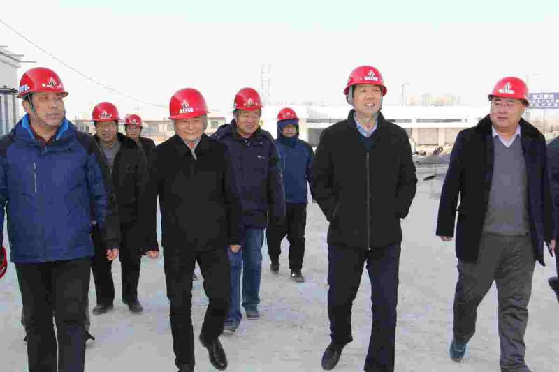 陜煤建設副總工程師宋培章來川耀項目 服務區檢查指導工作  