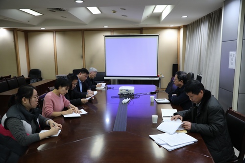 建設集團第二督導組深入路橋分公司對“講政治、敢擔當、改作風”專題教育進行督導