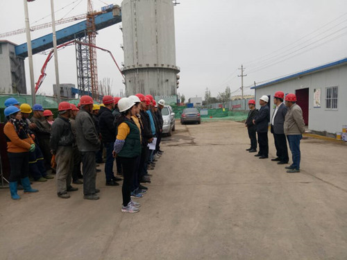 陜煤建設天工公司土建九部文家坡新增產品倉1#倉滑模順利啟動