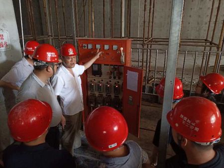 陜煤建設天工公司：現場互動+座談交流=夯實員工實力