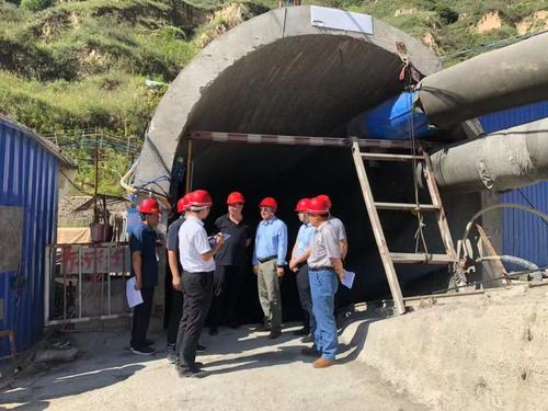 子長市人大副主任強琪蒞臨陜煤建設礦建二公司車村項目部開展調研