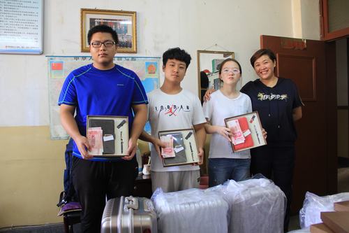 陜煤建設韓城分公司“金秋助學”活動正在進行時