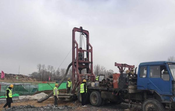 陜煤建設(shè)銅煤公司承建的靖神鐵路項目孟家灣站機輛中心工程順利開工建設(shè)