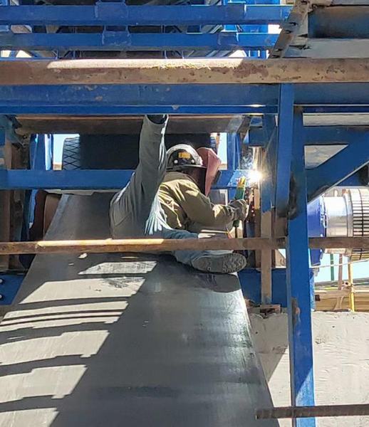 陜煤建設礦建二公司車村安裝人的五一節奏