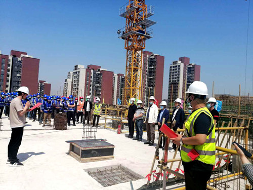 陜煤建設公司：藍山水岸南區住宅項目主體全部順利封頂