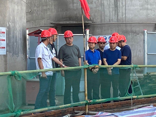 黃陵縣副縣長蒞臨陜煤建設(shè)機(jī)電安裝公司生態(tài)水泥項目現(xiàn)場檢查指導(dǎo)工作