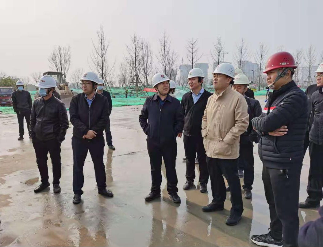 西咸新區黨工委委員、管委會總規劃師陳默一行赴空港新城項目調研指導