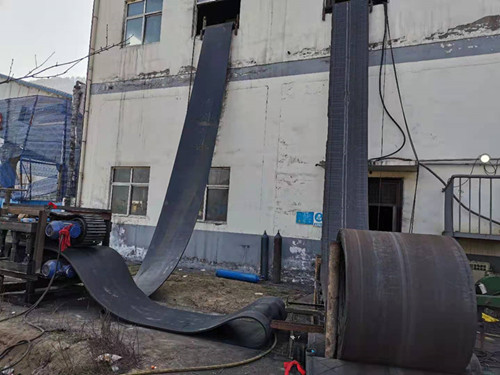 【春節一線報道】陜煤建設機電安裝公司36小時完成雙龍礦主斜井膠帶更換工程