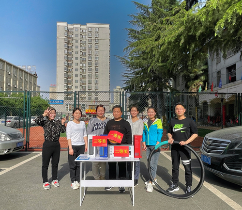 陜煤建設(shè)智慧泊車(chē)：五四青年喜迎十四運(yùn)，趣味運(yùn)動(dòng)會(huì)精彩上演