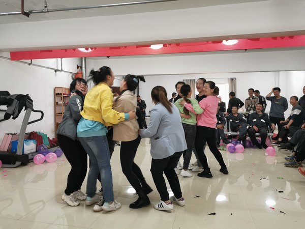 陜煤建設(shè)洗選煤運(yùn)營公司澄合山陽項(xiàng)目部舉辦“慶十一”職工趣味文體活動