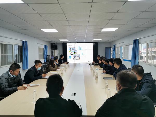 楊讓順帶領(lǐng)綠城頤合地產(chǎn)蒞臨韓城分公司開展項(xiàng)目管理考察交流