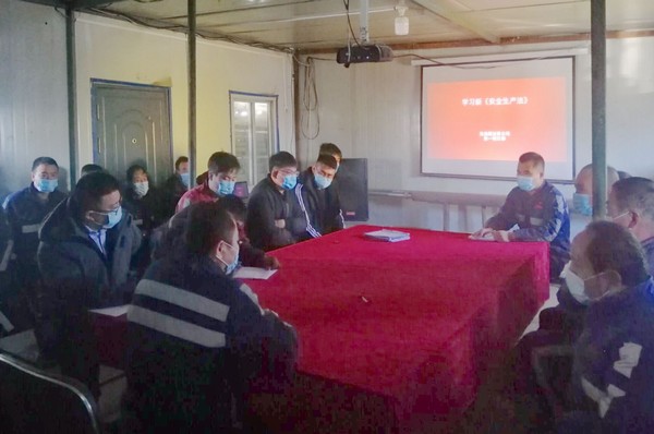 陜煤建設洗選煤運營公司第一項目部：施工現場送“清風”