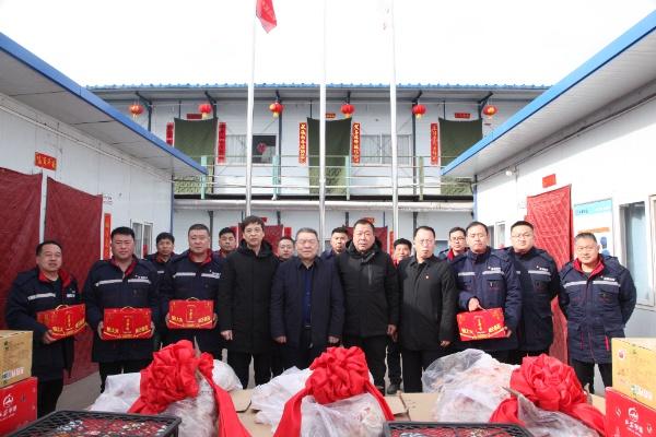 新春慰問(wèn)送祝福 歲寒情深暖人心