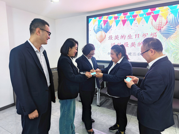 陜煤建設礦建三公司：這份溫暖如期而至