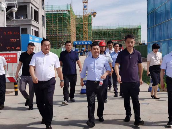 西咸新區管委會副主任劉宇斌蒞臨秦漢智康云谷基地檢查指導工作