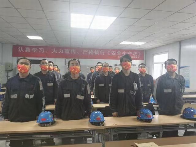 陜煤建設洗選煤運營公司紅柳林洗煤廠項目部：“中”與“國” 下的黑金護衛