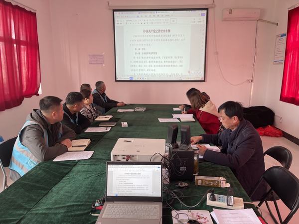 陜煤建設澄合分公司第十五項目部“學講談”推動黨紀學習教育入腦入心