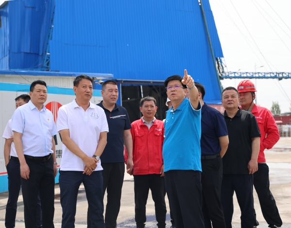 榆北煤業有限公司領導石增武赴袁大灘煤礦項目檢查指導工作