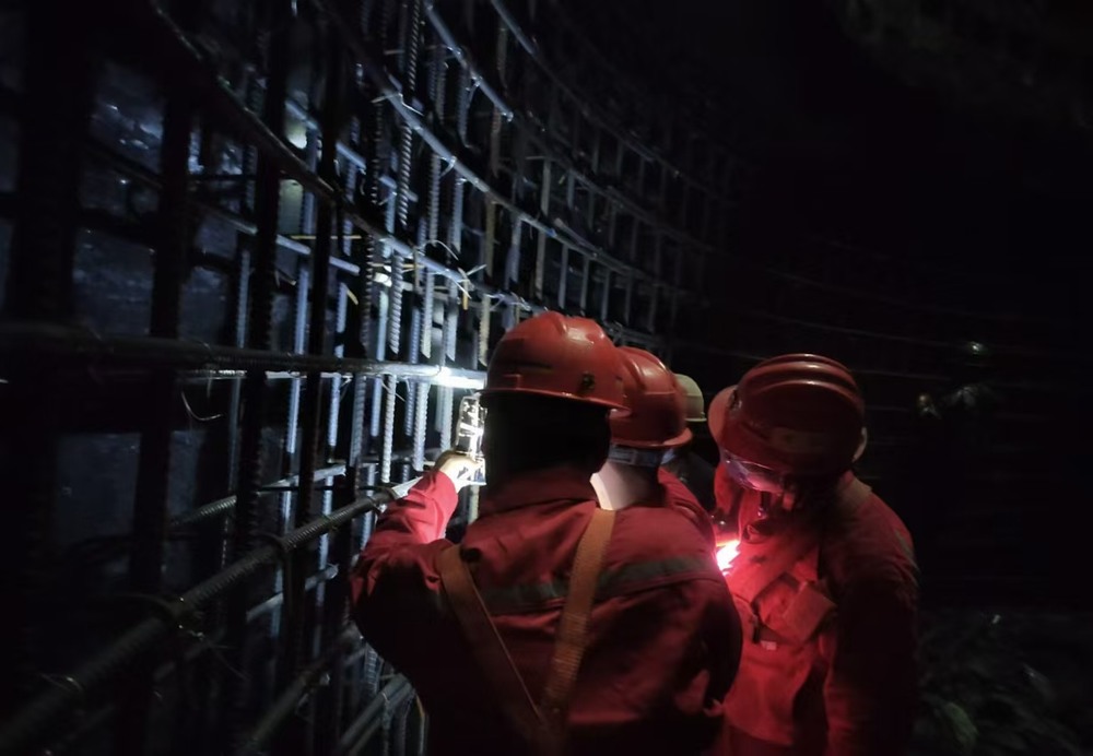 陜煤建設(shè)礦建二公司：75 周年普天慶國(guó)慶，礦建二公司堅(jiān)守奏華章