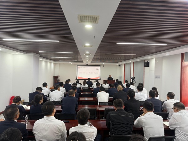 警企同心筑防線 優化環境促發展